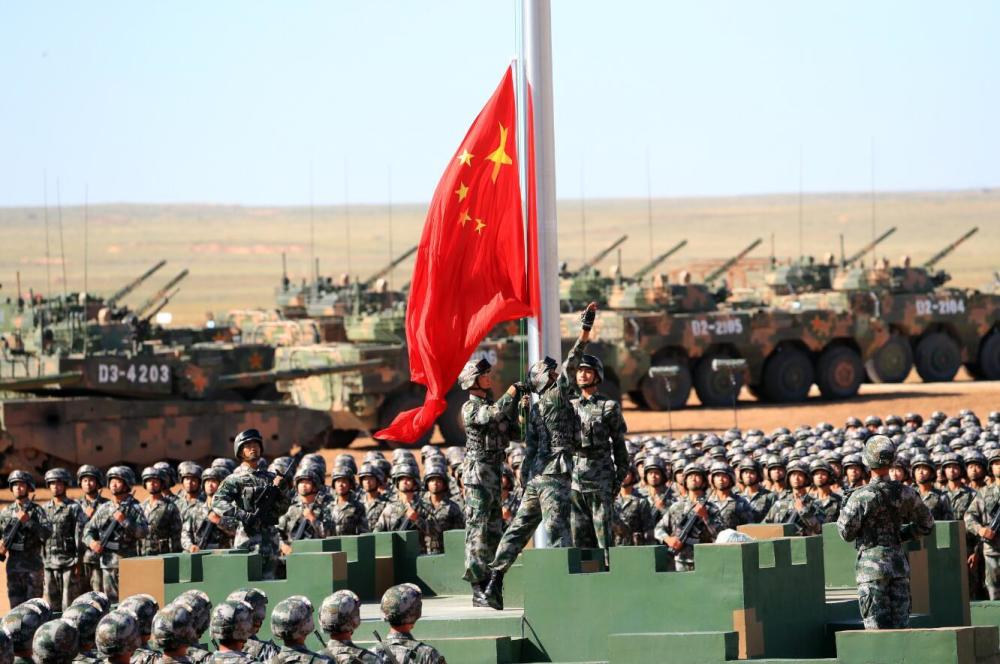 中国阅兵纪录片中的郭凤通，中国阅兵纪录片中的郭凤通，英勇风采的展现者