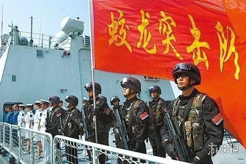 揭秘蛟龙突击队撤侨照片背后的故事，揭秘蛟龙突击队撤侨照片背后的真实故事