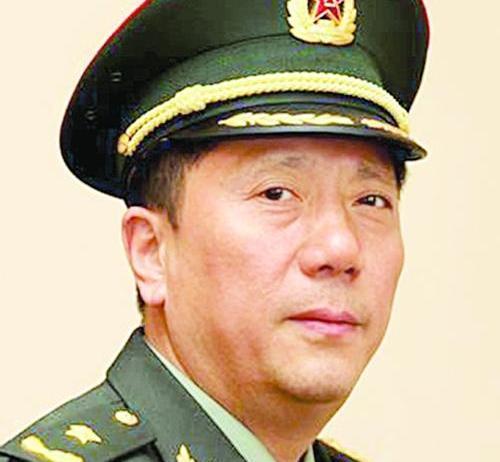丁小军将军简历，丁小军将军的生平简介