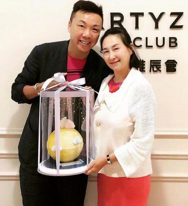 澳门六开彩285期开奖结果，揭秘彩票背后的故事，澳门六开彩285期开奖结果揭晓，彩票背后的故事揭秘