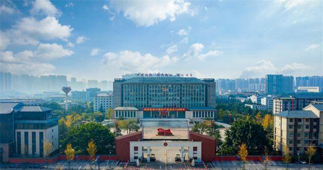 成都武装警察部队警官学院，培养新时代优秀警官的摇篮，成都武装警察部队警官学院，培养新时代优秀警官的摇篮之地