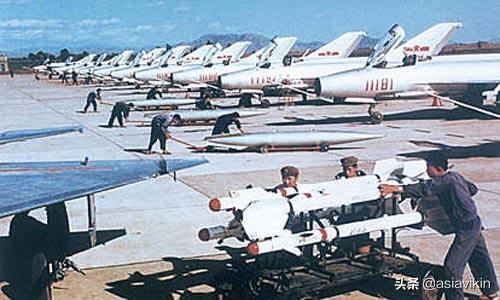 歼8到底怎么样？深度解析中国空军的主力战机，深度解析，歼8——中国空军主力战机的实力与表现