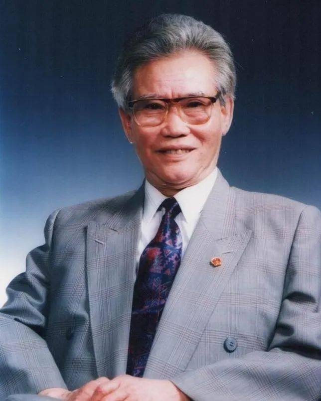 彭士禄先进事迹报告会——传承奋斗精神,砥砺前行,彭士禄先进事迹报告会——传承奋斗精神,奋进新时代