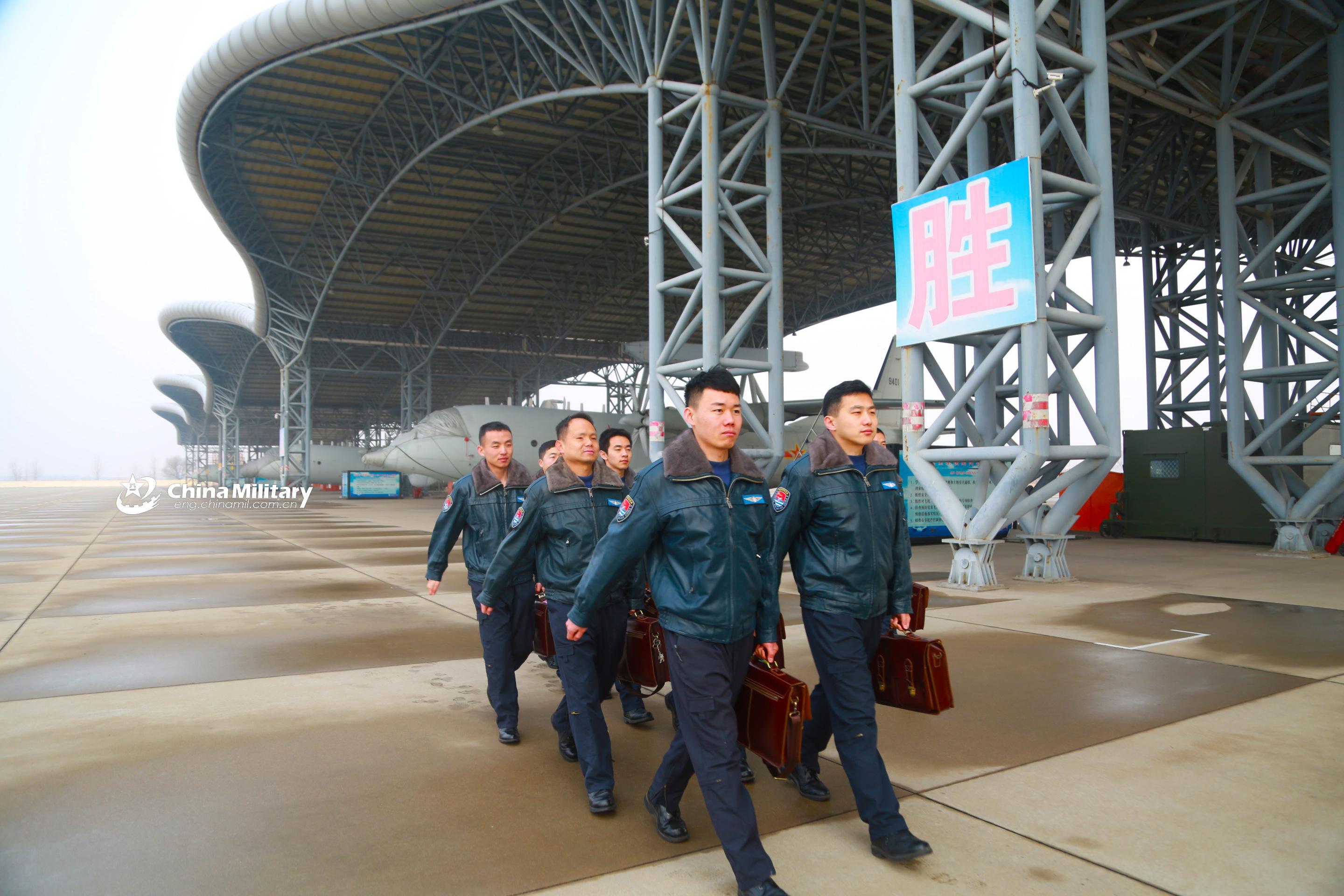 中国新型空警200，空中卫士的新里程碑，中国新型空警200，空中卫士的新里程碑