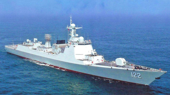 关于我国海军未来如何分配25艘052D型驱逐舰的战略布局构想，我国海军未来战略布局构想，25艘052D型驱逐舰的分配与战略部署