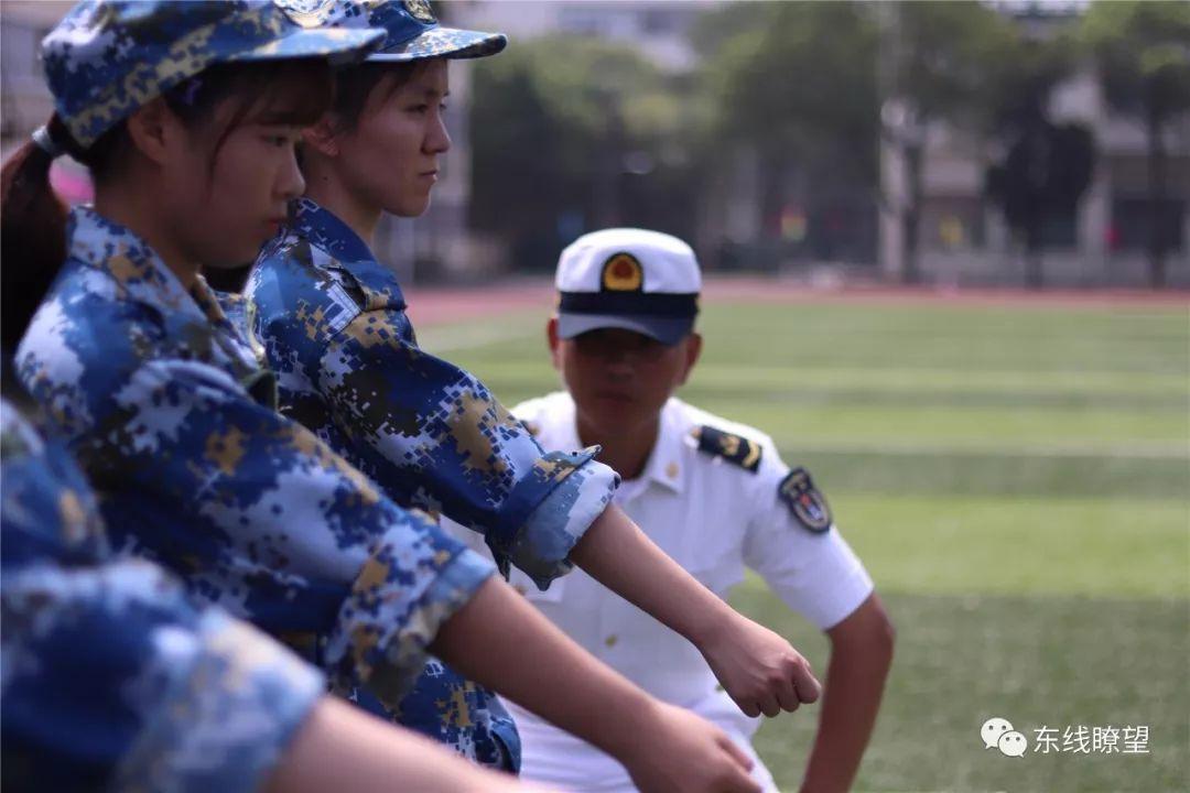 海军军训,塑造精英,铸就荣耀,海军军训,精英塑造之旅,荣耀铸就时刻