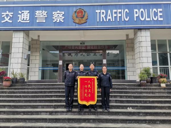 卫士600L火箭炮,力量与精度的完美结合,卫士600L火箭炮,力量与精度的巅峰融合