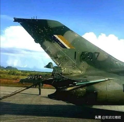 探讨A-10攻击机的击落难度，技术、战术与战略的综合考量，A-10攻击机的击落难度，技术、战术与战略的综合分析