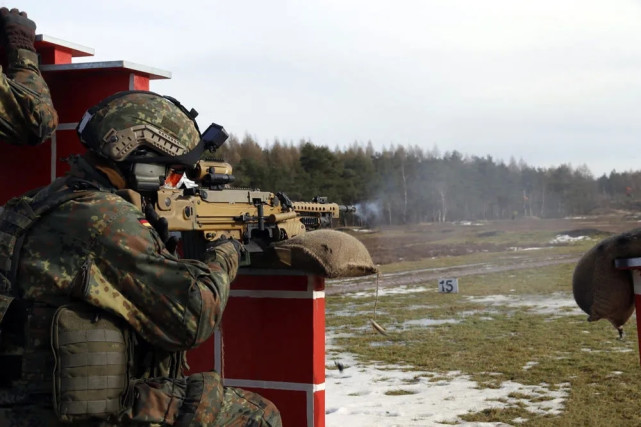 中德陆军,合作与交流的典范,中德陆军合作,典范中的交流与共赢