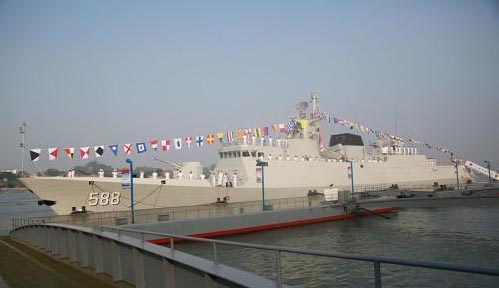 揭秘泉州舰真实视频,一窥现代化海军力量的风采,揭秘泉州舰真实视频,展现现代化海军力量的风采