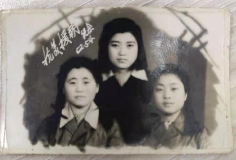 传承红色基因
