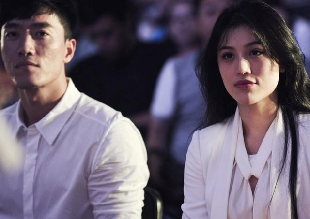 刘翔老婆葛天演绎神秘事件，大腿藏手榴弹的真相揭秘，刘翔妻子葛天遭遇神秘事件，手榴弹真相揭秘