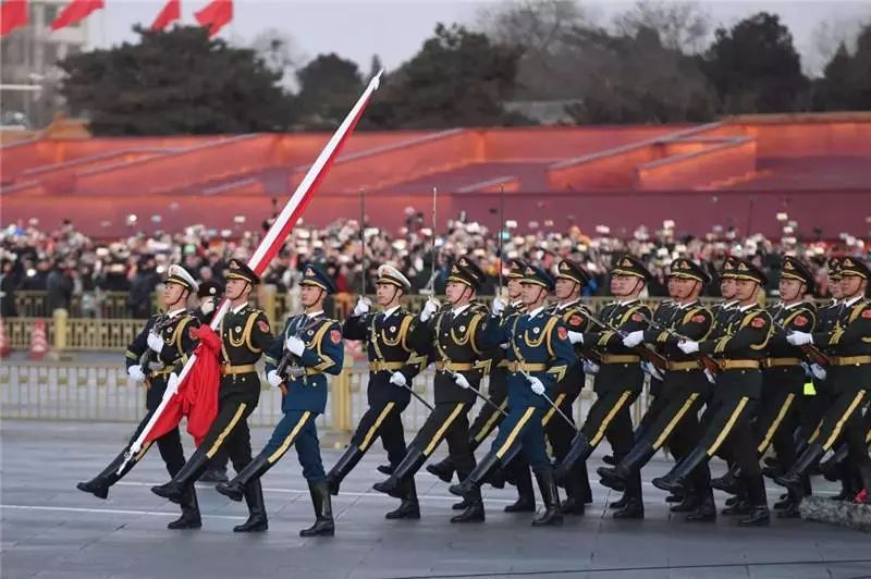 祖国不会忘记——三军仪仗队视频引发的思考，三军仪仗队视频引发深思，祖国记忆永存心间