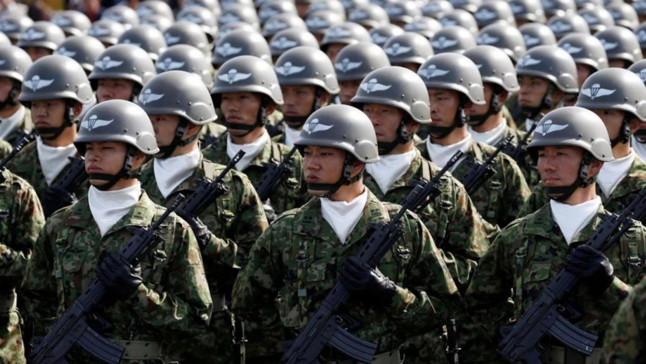 重温历史,探索1996年台湾海峡军演视频的背后,重温历史,探索台湾海峡军演视频背后的故事(1996年)