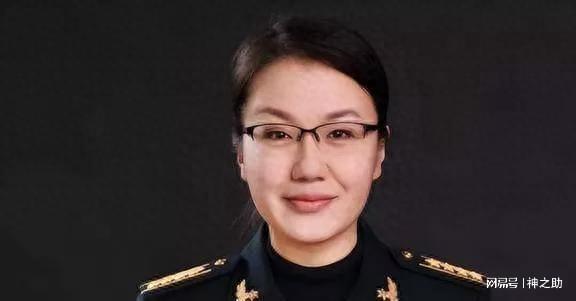 军事评论家李莉,年龄背后的故事与洞察,军事评论家李莉,年龄背后的故事洞察揭秘