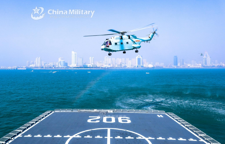 揭秘中国海军的大动脉——902号补给舰，揭秘中国海军补给动脉，902号补给舰传奇之旅