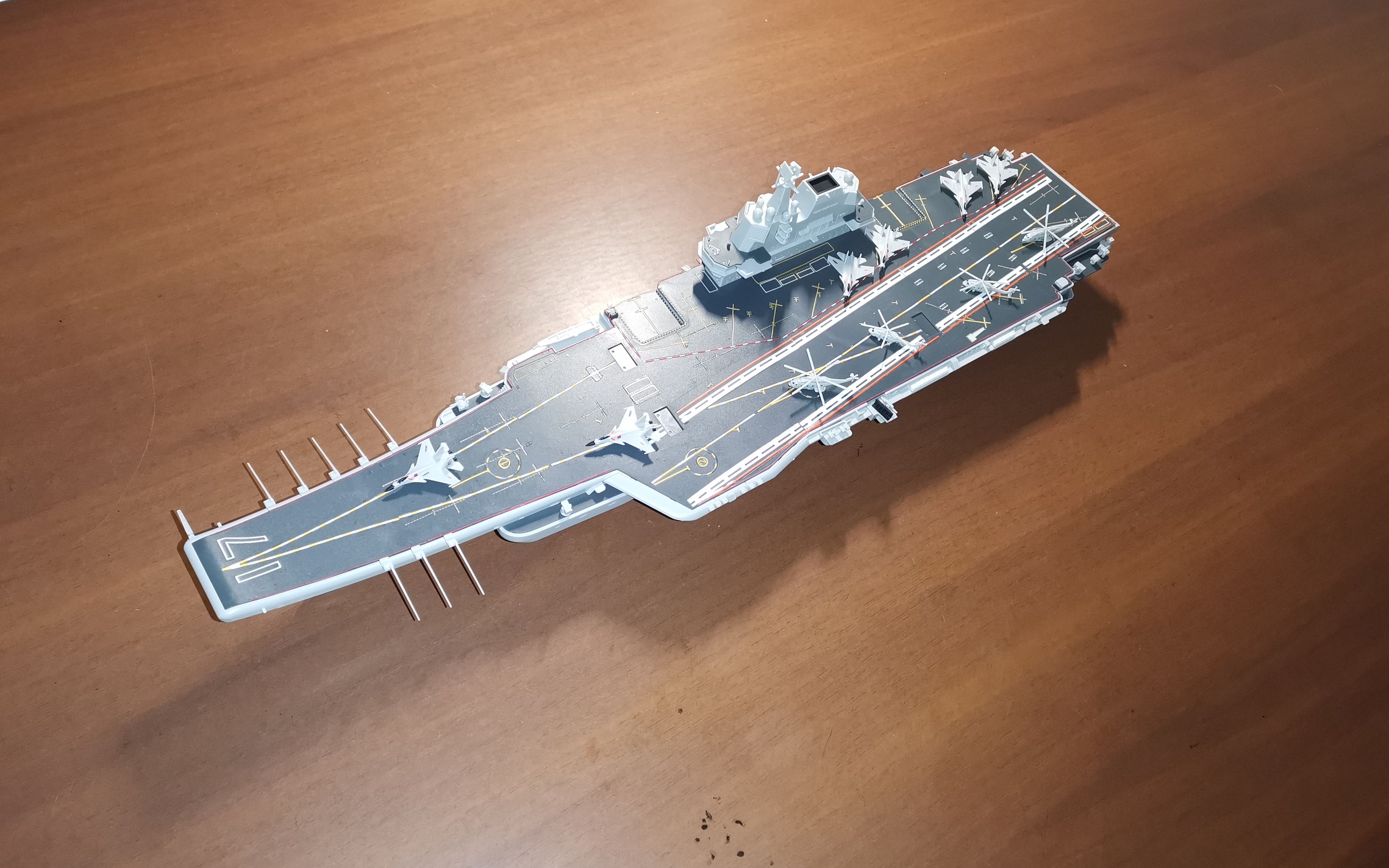 如何制作航空母舰模型，航空母舰模型制作指南