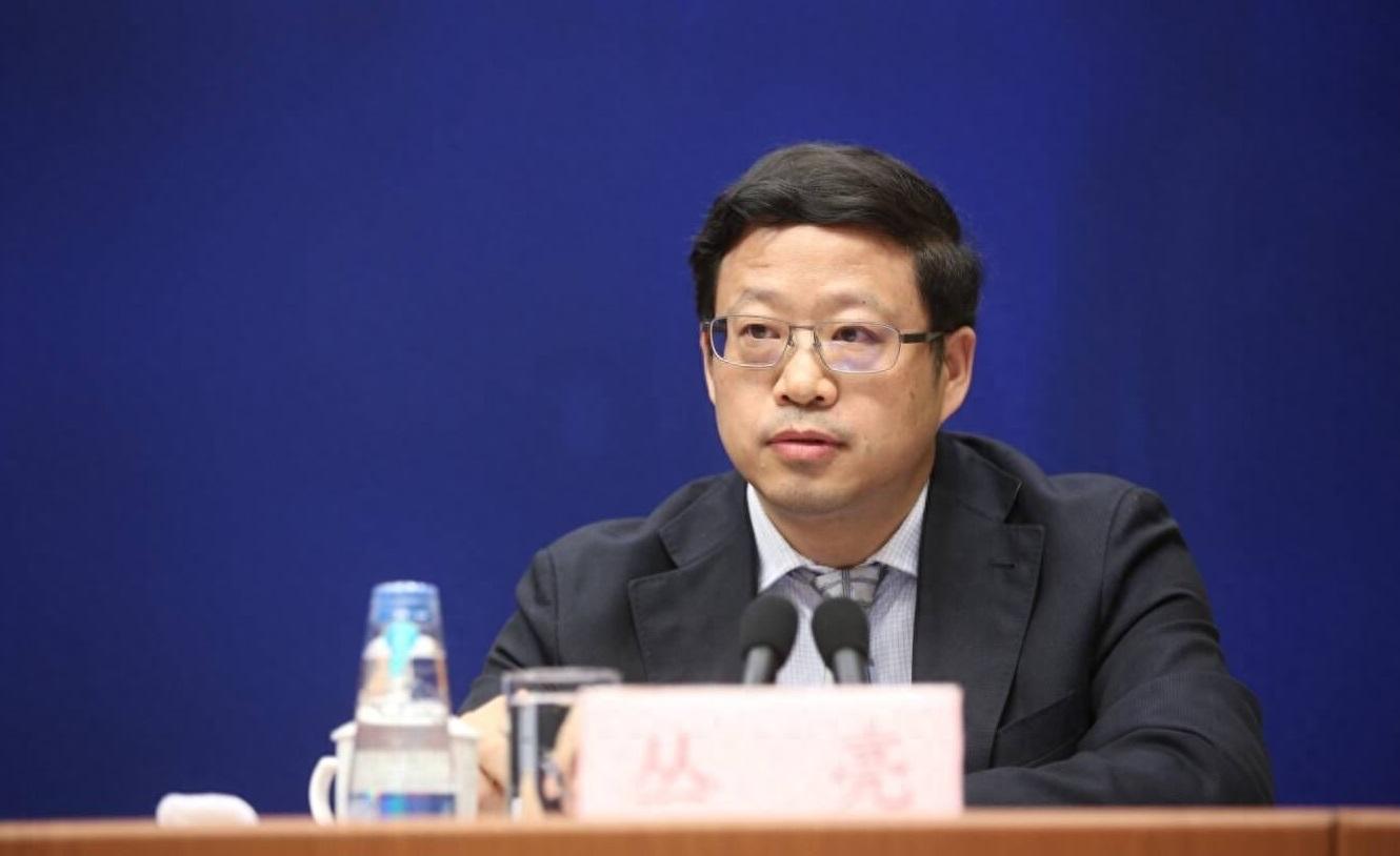 山东舰编队现身台海,展示国家实力与战略决心,山东舰编队现身台海,彰显国家实力与战略决心