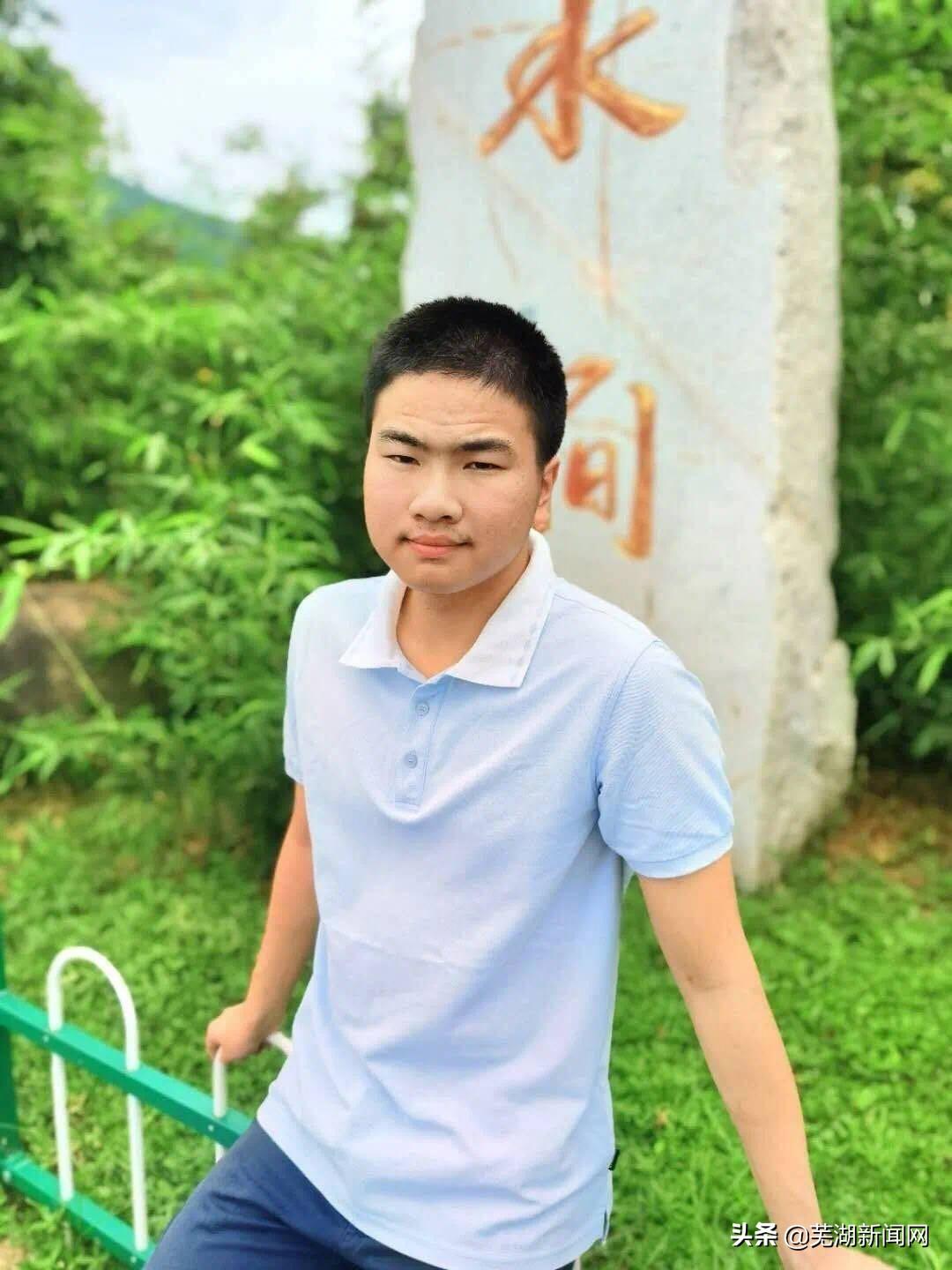 中国空军招飞网录取名单公布,青春梦想启航蓝天,中国空军招飞网录取名单公布,梦想蓝天启航时