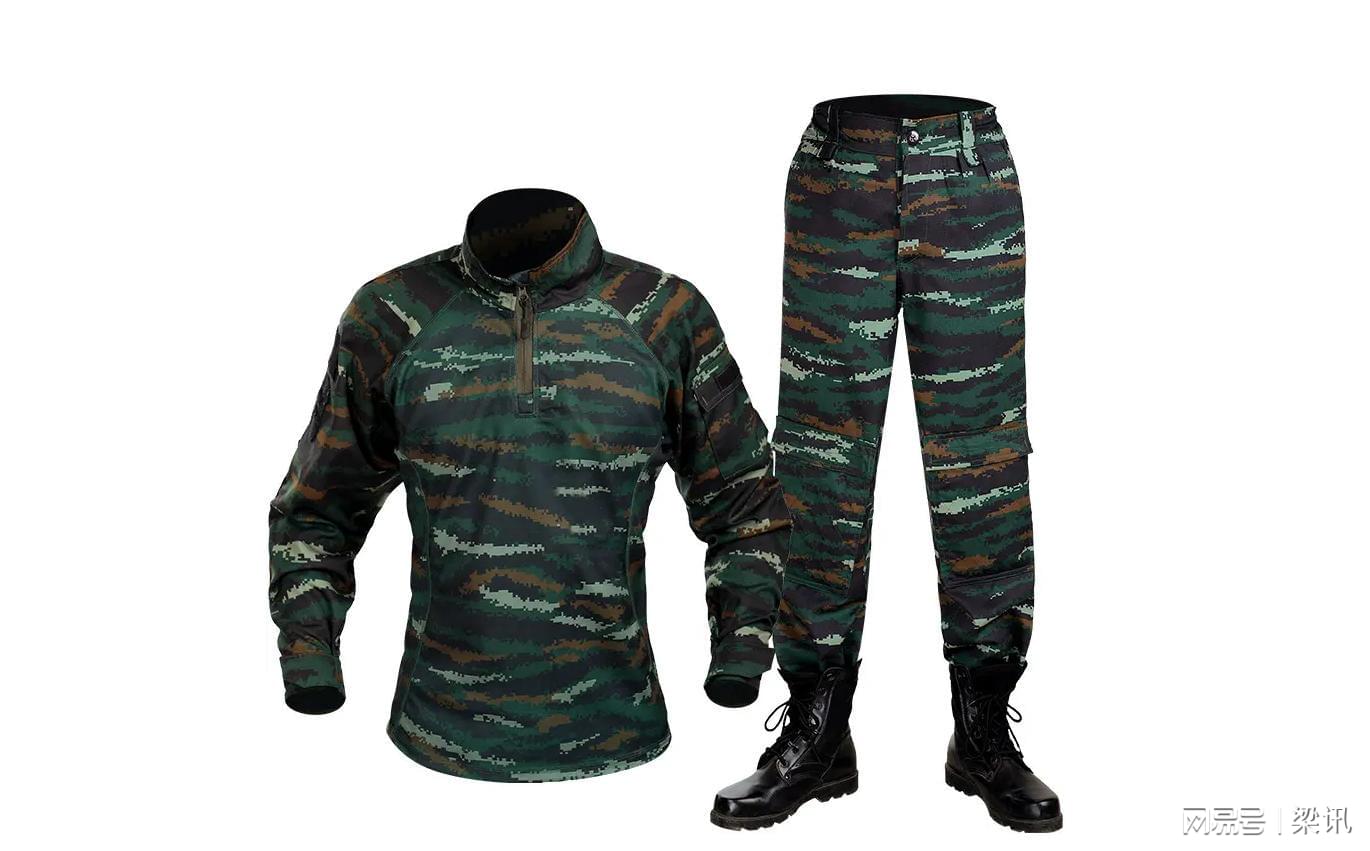 武警夏季迷彩作训服,功能与设计的完美结合,武警夏季迷彩作训服,功能与设计融合之典范