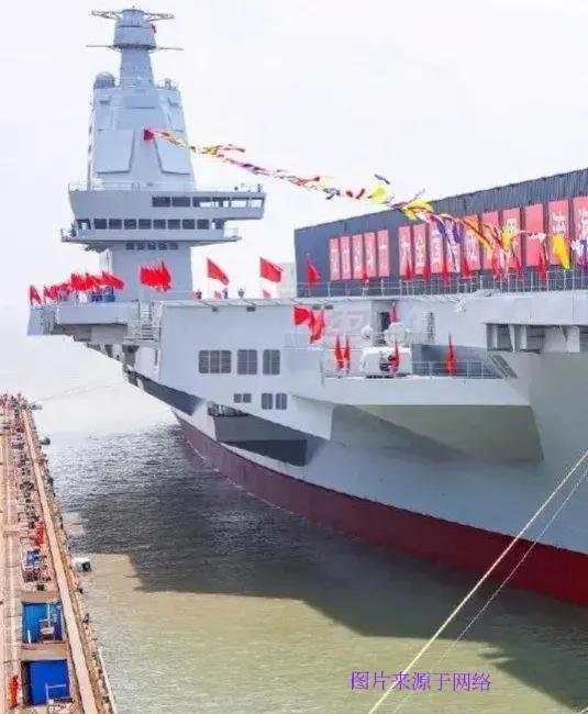 福建舰航母，中国海军新时代的骄傲，中国海军新时代的骄傲——福建舰航母