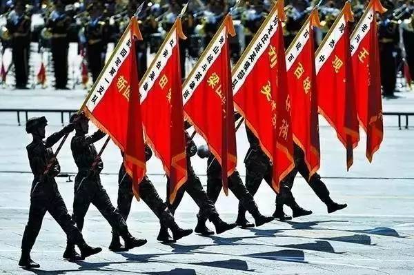 阅兵时刻,历史的印记与时代的风采,阅兵时刻,历史印记与时代风采的交相辉映