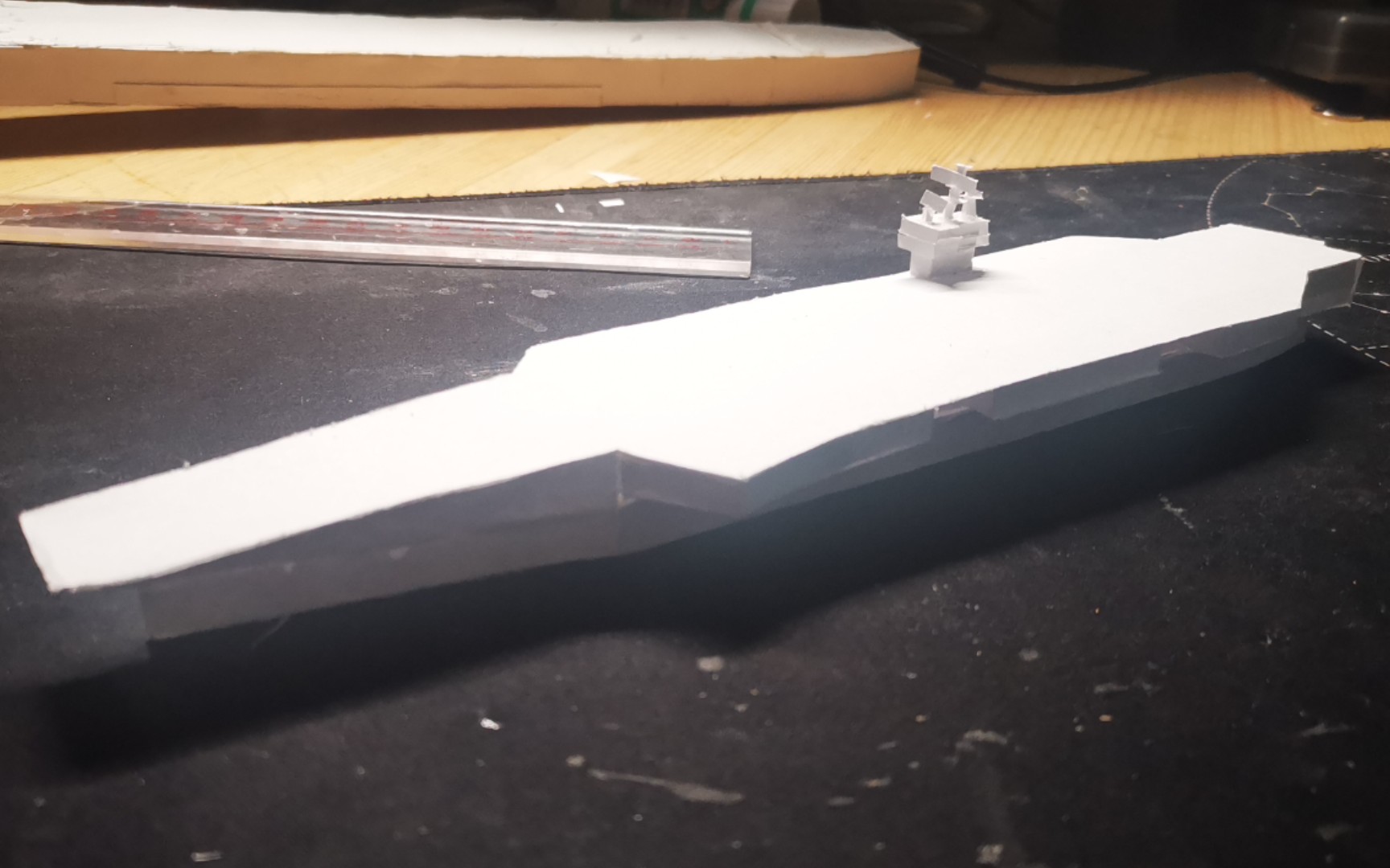 折纸航空母舰模型,探索纸艺与军事科技的完美结合,折纸航空母舰模型,纸艺与军事科技的绝美融合