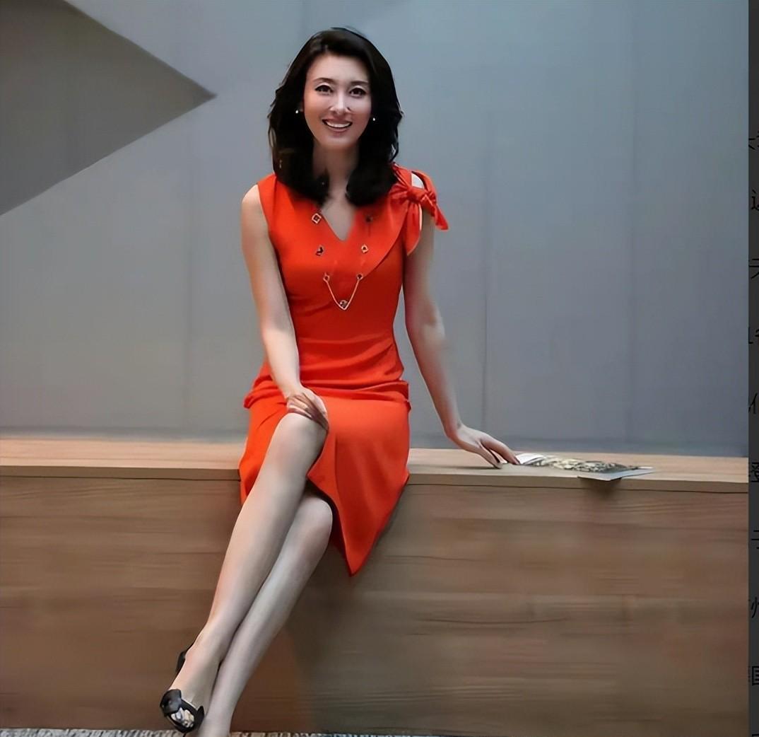 李红