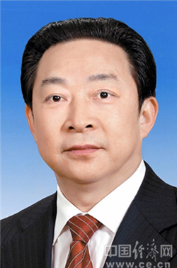 最年轻的省委书记现任——新时代青年领导力量的崛起,新时代青年领导力量崛起,最年轻省委书记现任揭秘