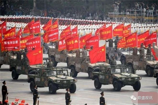 三面旗帜下的荣耀与辉煌——记中国2019国庆大阅兵,三面旗帜下的辉煌瞬间,中国2019国庆大阅兵全景纪实