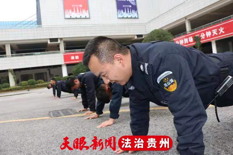 加强体能训练，提升队伍素质，打造卓越团队的关键路径，加强体能训练，打造卓越团队的关键路径，提升队伍素质为核心要素