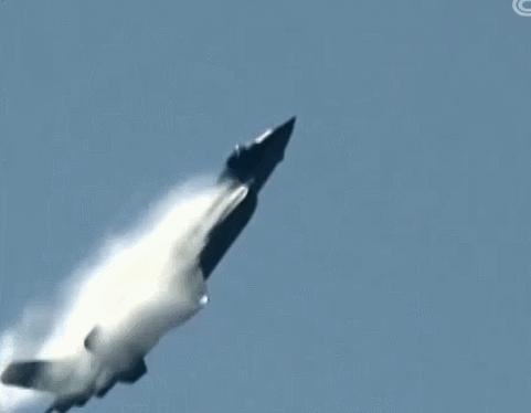 歼-15飞行表演视频，展现中国空军力量的壮丽画卷，歼-15飞行表演视频，中国空军力量的壮丽展示