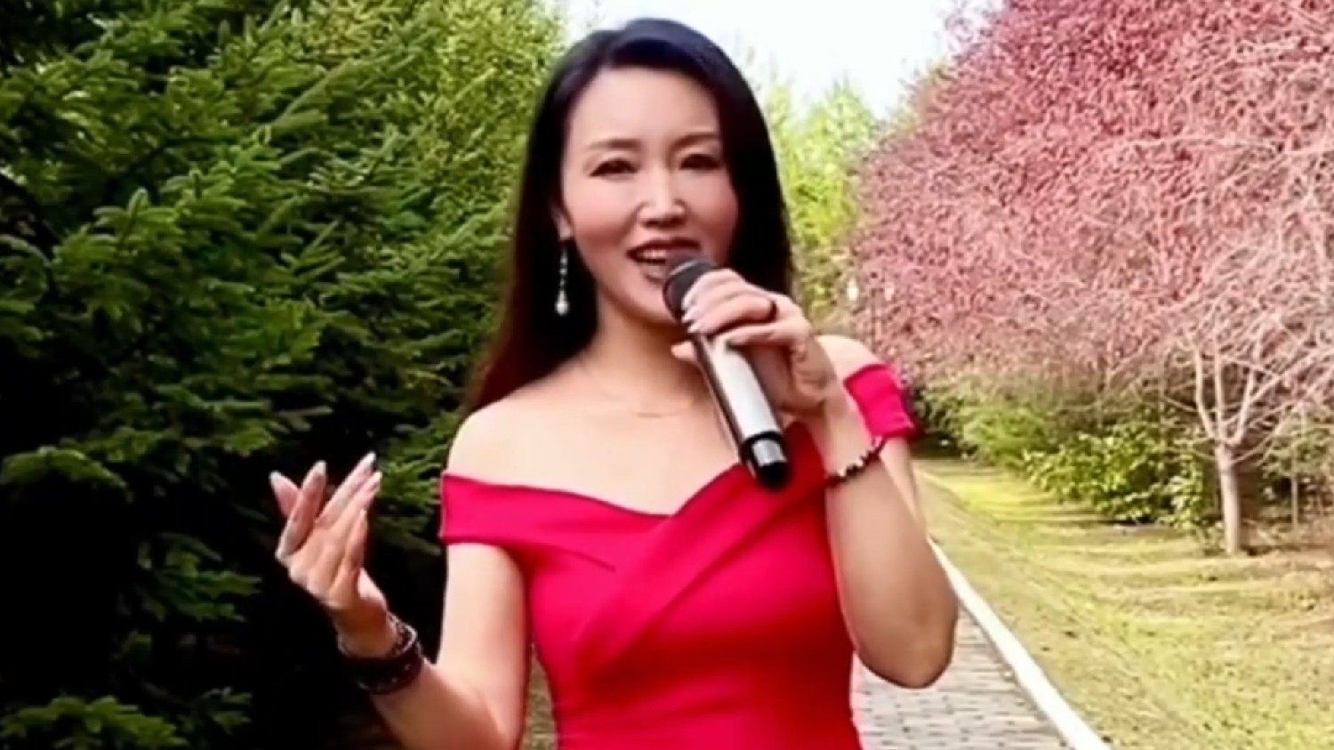 最亲的人歌曲视频,情感的传递与共鸣,最亲的人歌曲视频,情感传递与共鸣的温馨篇章