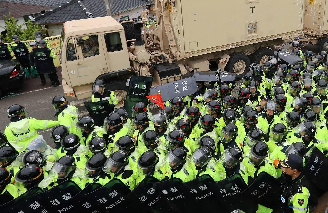 韩国民众抗议推动萨德部署，一场国家安全的抗争与民众的呼声，韩国民众抗议推动萨德部署，国家安全与民众呼声交织的抗争