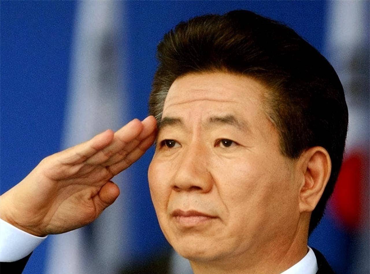 卢武铉,一位传奇人物的奋斗与影响,卢武铉,传奇人物的奋斗历程与深远影响