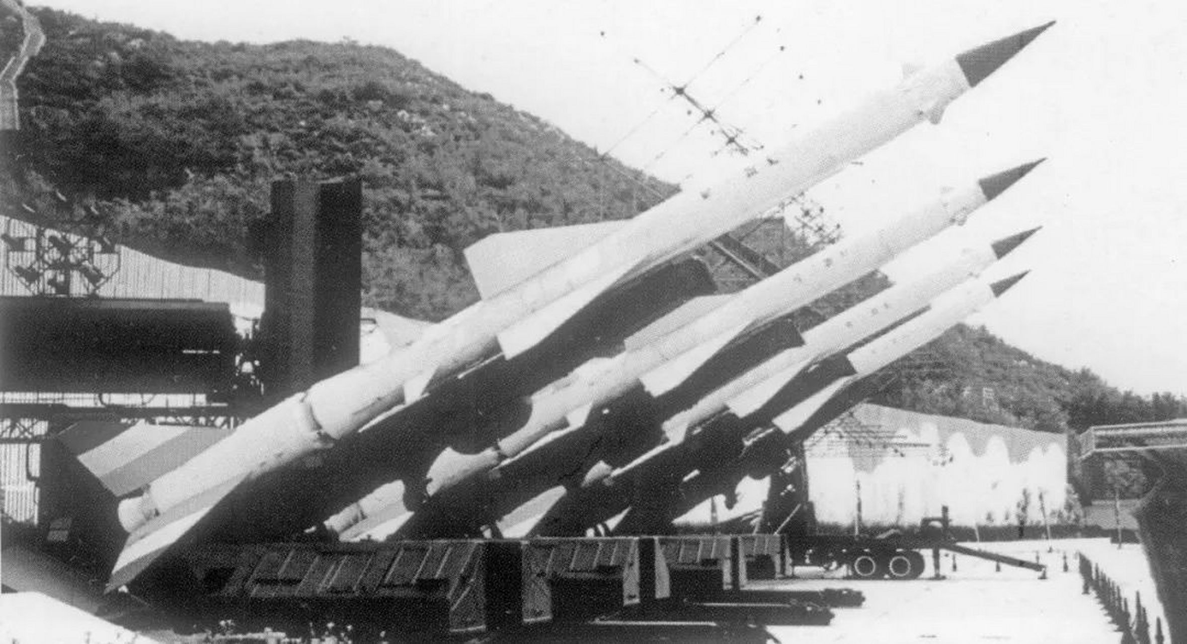 红二乙A导弹,揭示神秘的面纱与图片展示,红二乙A导弹,神秘面纱下的真相与图片展示