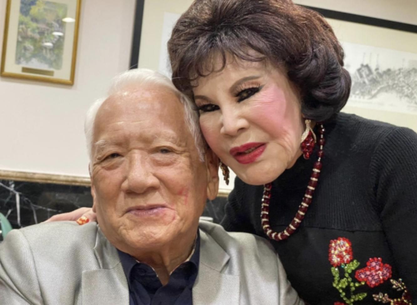 香港期期中必中生肖