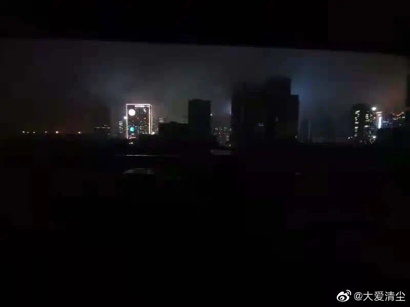 郑州今日之暗,挑战与希望交织的沉重时刻,郑州面临挑战与希望的沉重时刻