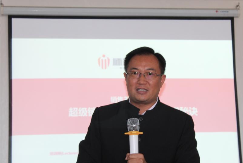 魅力与探索（或神秘探索）