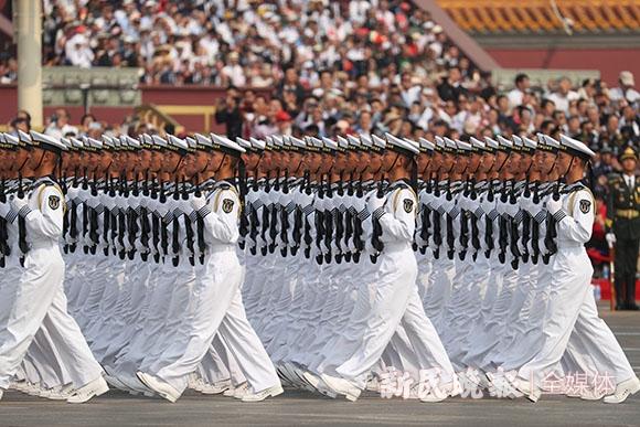 阅兵式的力量，各国口号背后的精神与理念，阅兵式的力量，各国口号背后的精神理念展现