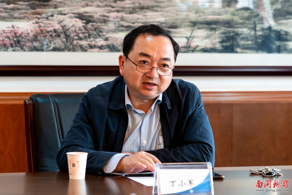 丁小军原型,现实生活中的英雄形象,丁小军原型,现实生活中的英雄风采