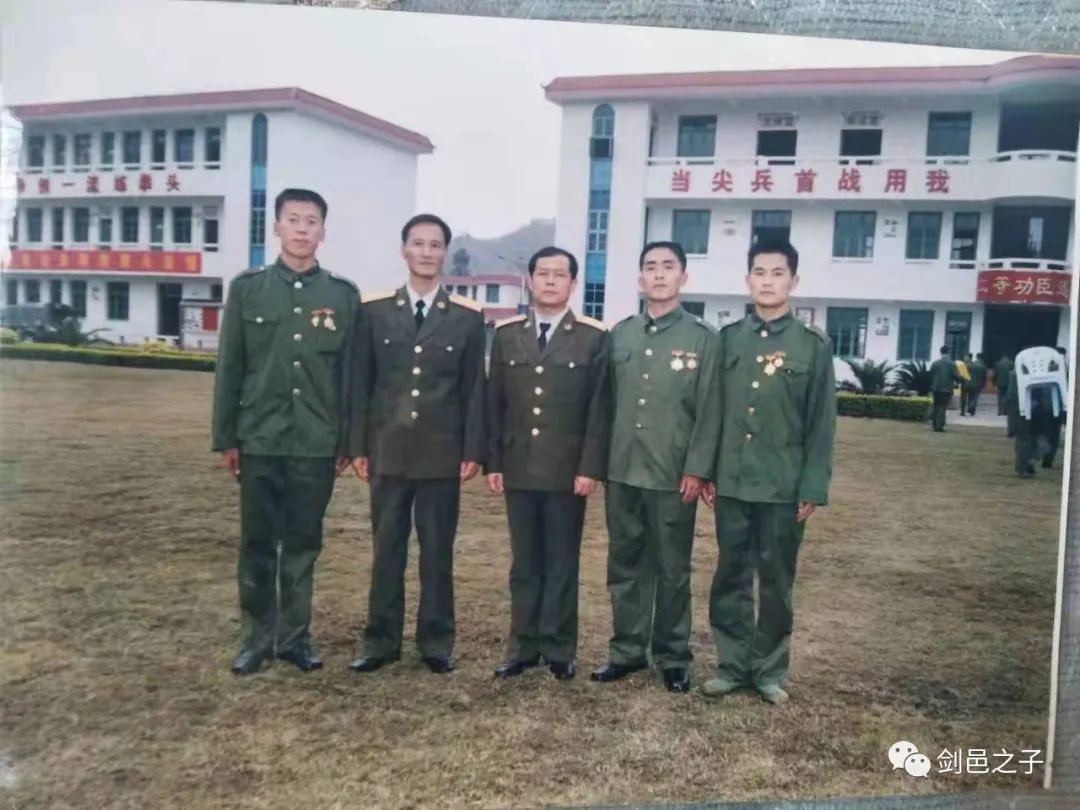 林向阳司令员家谱，传承与荣耀的印记，林向阳司令员家谱，传承荣耀与家族印记