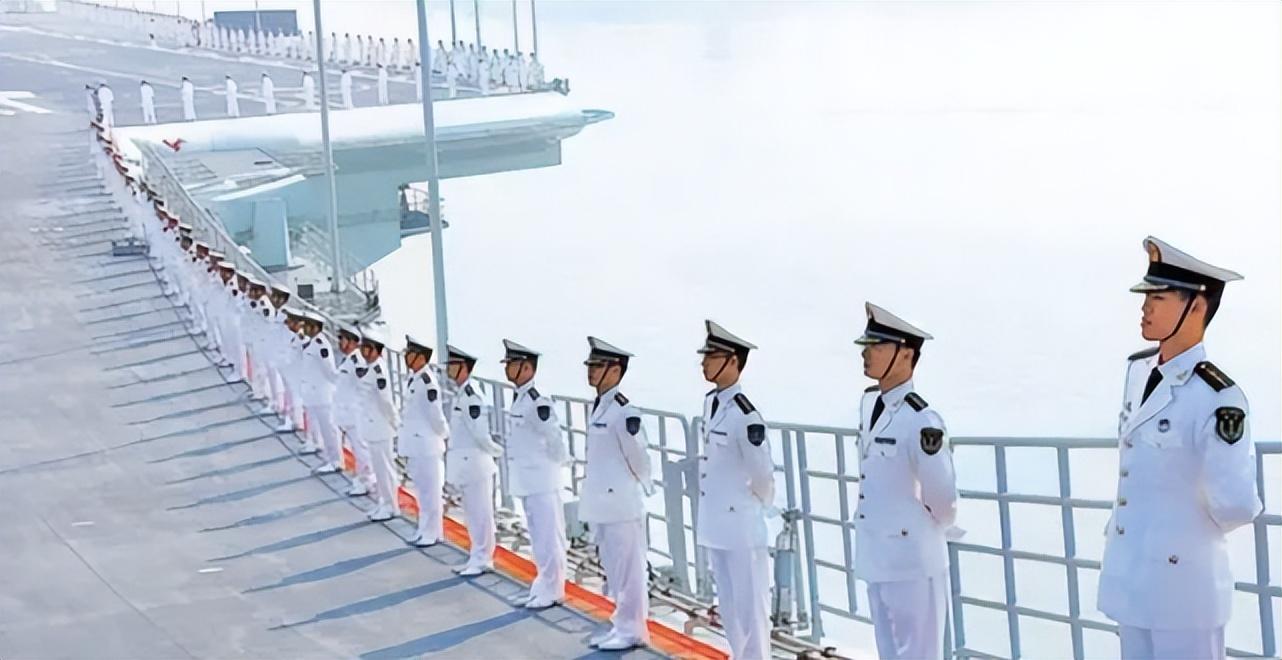 兰州舰的崭新篇章，052C型导弹驱逐舰改装启动，兰州舰崭新篇章启幕，052C型导弹驱逐舰改装启动