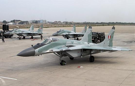 中国空军一号战斗机，翱翔天际的雄鹰，中国空军一号战斗机，天际翱翔的雄鹰霸主