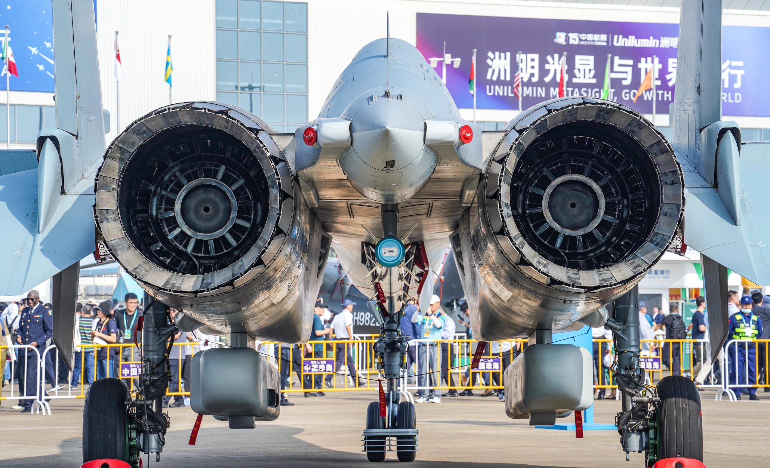 歼十D双发动机，中国空军力量的新标杆，歼十D双发动机，中国空军力量的新标杆亮相