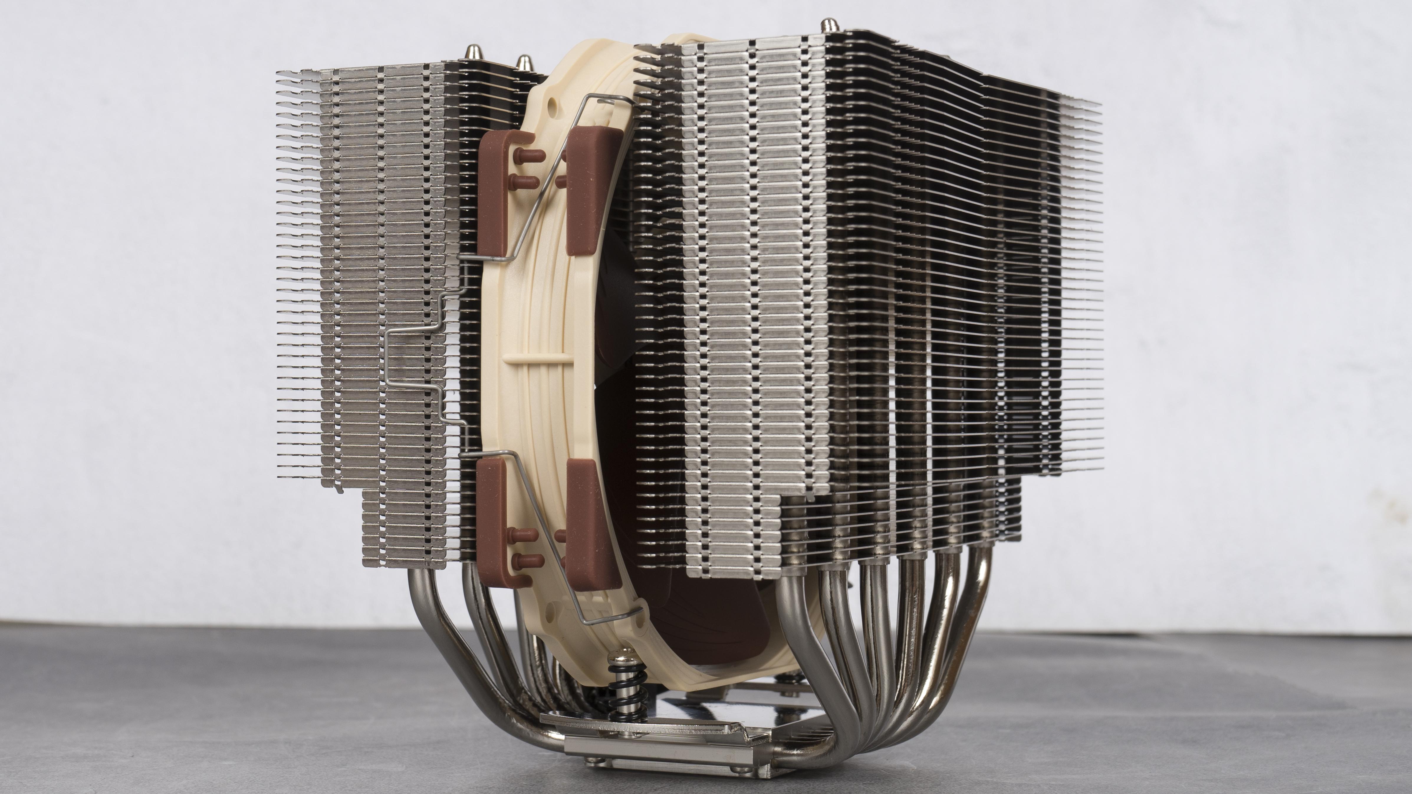 NH90直升机机舱尺寸及其功能优势探讨，NH90直升机机舱尺寸与功能优势解析