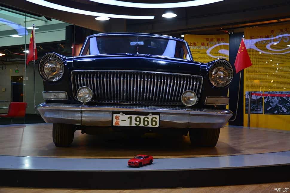 红旗下的荣光，120面的壮丽篇章，红旗荣光，壮丽篇章的120面风采