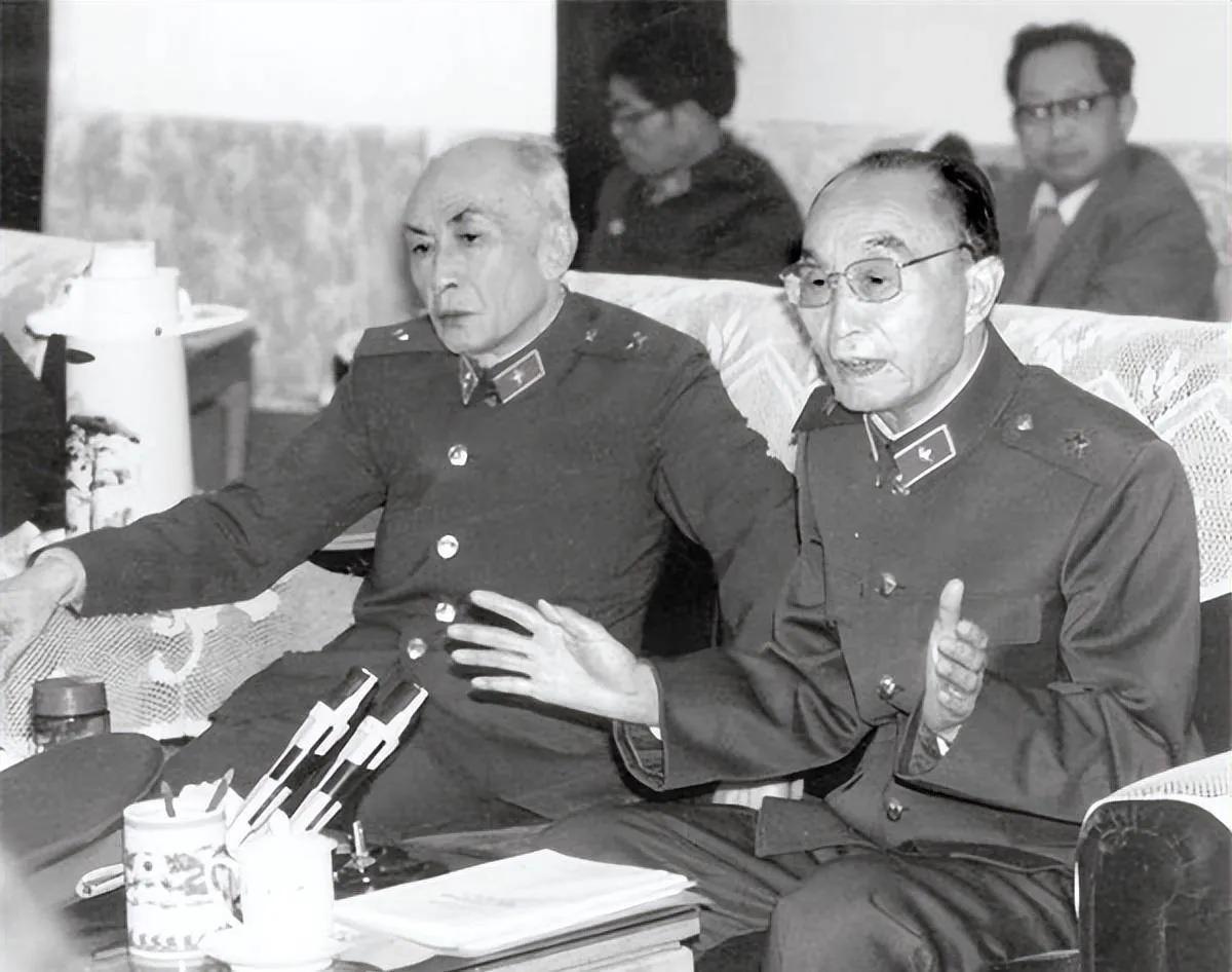 中国国防部的现任部长与三军司令，国防力量的核心领导，中国国防力量核心领导，现任部长与三军司令的领导风采