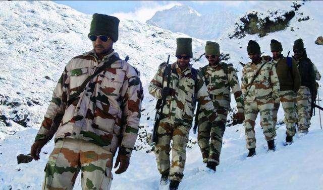 最新解放军生活图片揭示军队现代化与人性化关怀的融合,最新解放军生活图片展现军队现代化与人性化关怀的融合风采