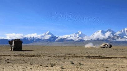 最新解放军生活图片揭示军队现代化与人性化关怀的融合,最新解放军生活图片展现军队现代化与人性化关怀的融合风采